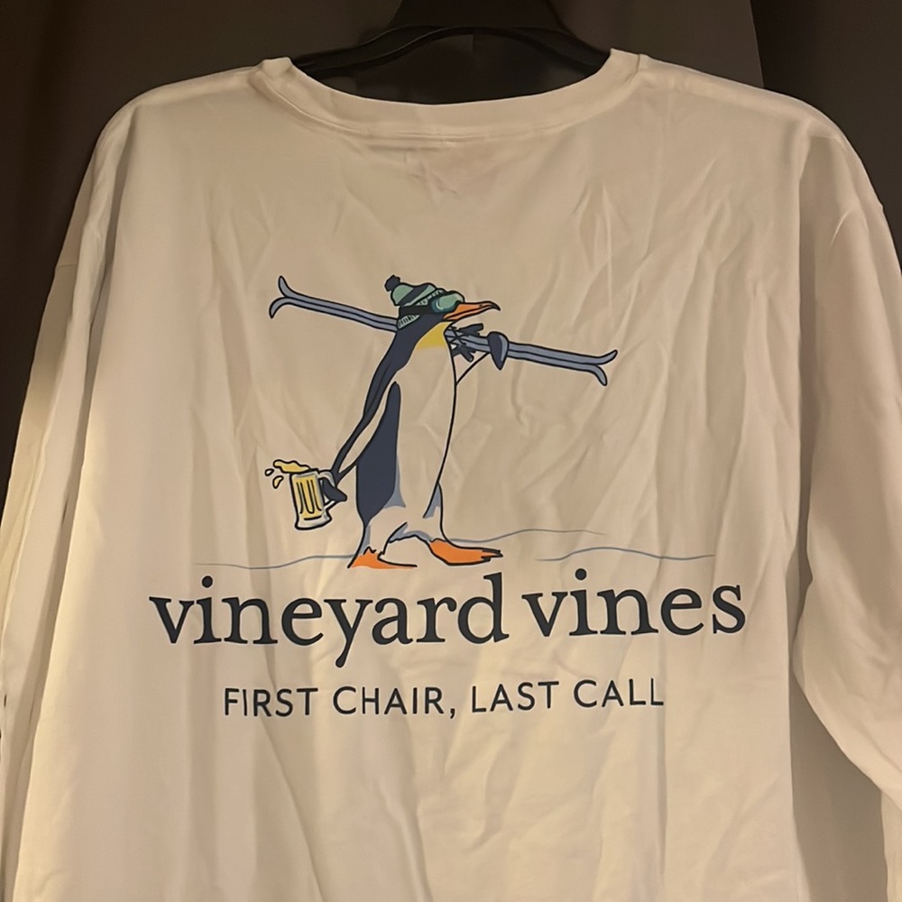 Vineyard Vines Large Tshirt